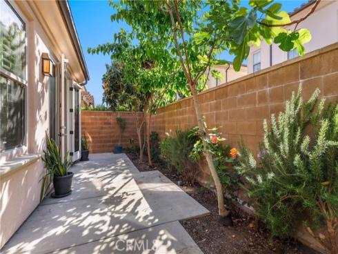 214 Traymore , Irvine, CA