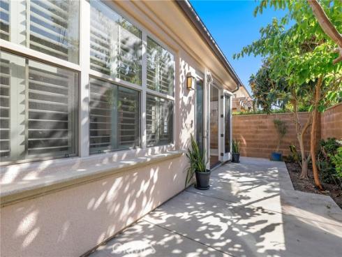 214 Traymore , Irvine, CA
