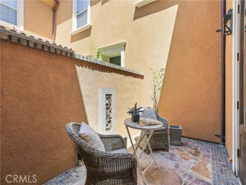 89 Chantilly , Irvine, CA