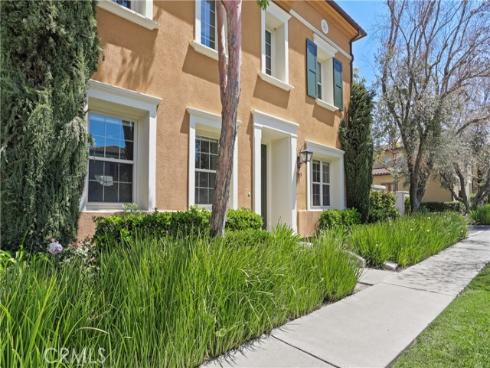 89 Chantilly , Irvine, CA