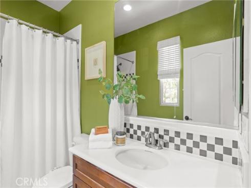 89 Chantilly , Irvine, CA