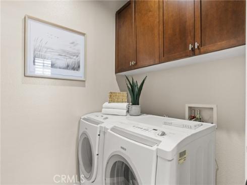 89 Chantilly , Irvine, CA