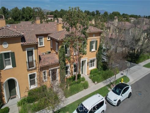 89 Chantilly , Irvine, CA