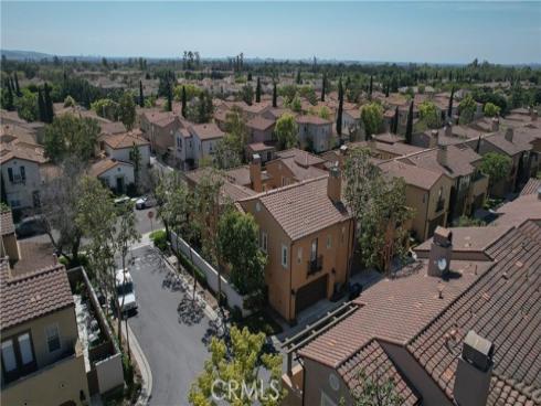 89 Chantilly , Irvine, CA