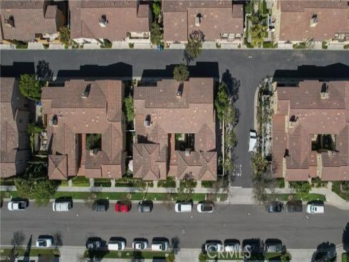 89 Chantilly , Irvine, CA