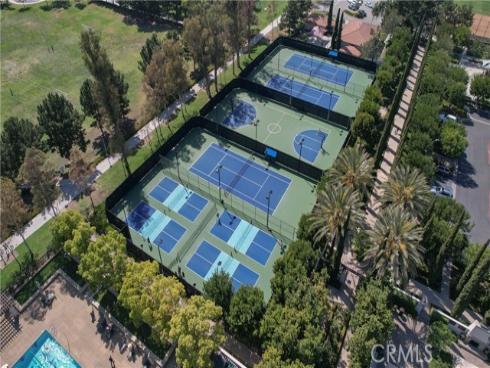 89 Chantilly , Irvine, CA