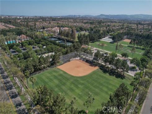 89 Chantilly , Irvine, CA