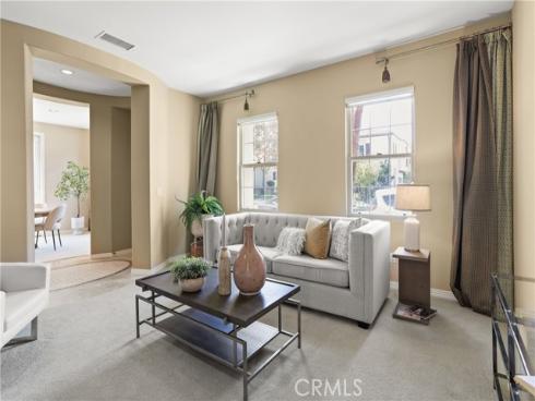 89 Chantilly , Irvine, CA