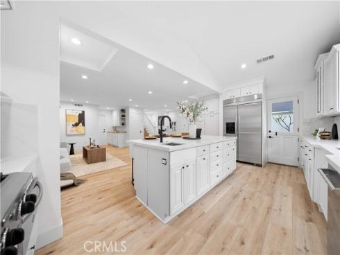 14 Eagle point , Irvine, CA