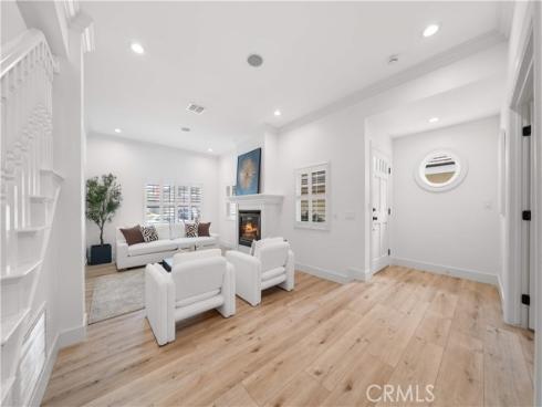 14 Eagle point , Irvine, CA