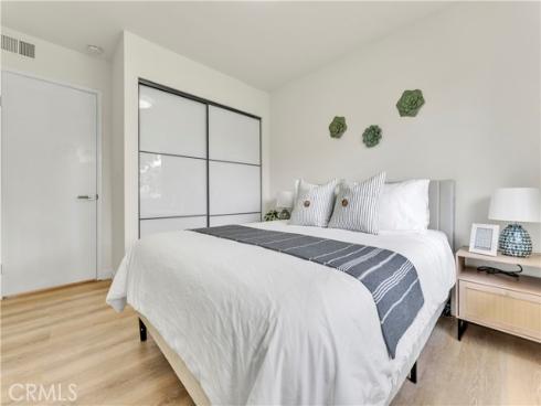 7 Lemon Tree , Irvine, CA