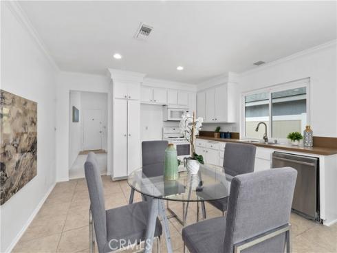 4562 Lockhaven Circle, Irvine, CA