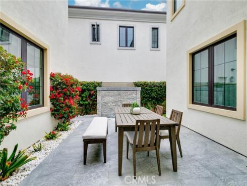 114  Interstellar  , Irvine, CA