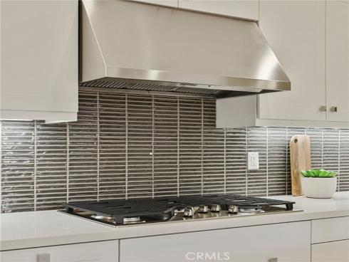 571 Mulligan , Irvine, CA