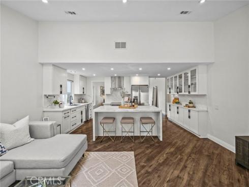 6 Crockett , Irvine, CA