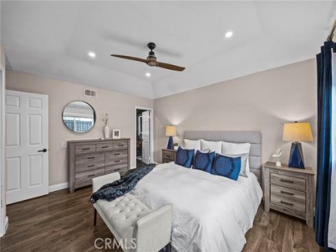 6 Crockett , Irvine, CA