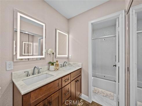 6 Crockett , Irvine, CA