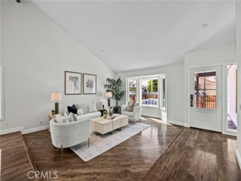 6 Crockett , Irvine, CA