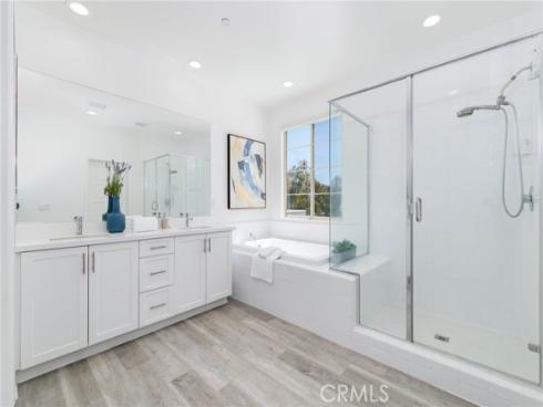 105 Catalyst , Irvine, CA