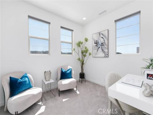 105 Catalyst , Irvine, CA