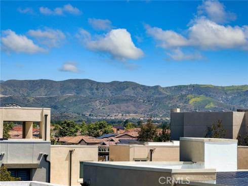 105 Catalyst , Irvine, CA