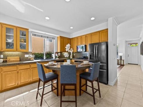 2 Westgate , Irvine, CA