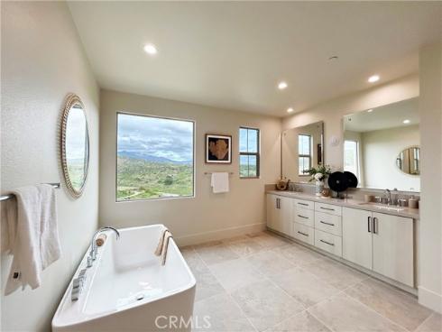 128 Mossvine , Irvine, CA