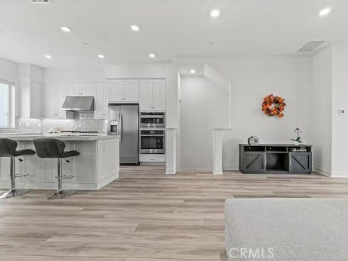 352 Tank , Irvine, CA