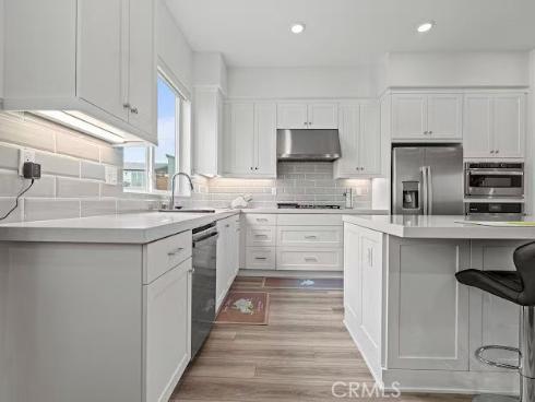 352 Tank , Irvine, CA