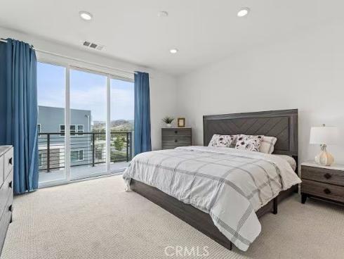 352 Tank , Irvine, CA