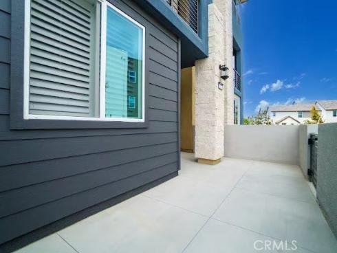 352  Tank  , Irvine, CA