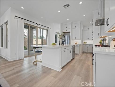 346 Baluster , Irvine, CA