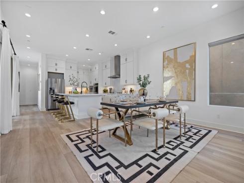 346 Baluster , Irvine, CA