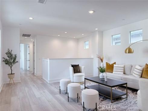 346 Baluster , Irvine, CA