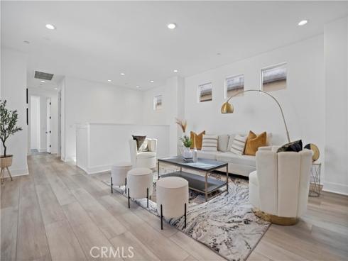 346 Baluster , Irvine, CA