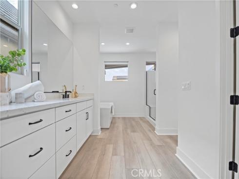 346 Baluster , Irvine, CA