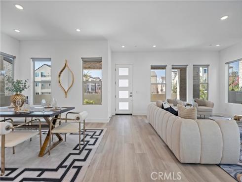 346 Baluster , Irvine, CA