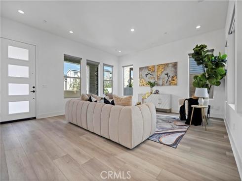 346 Baluster , Irvine, CA