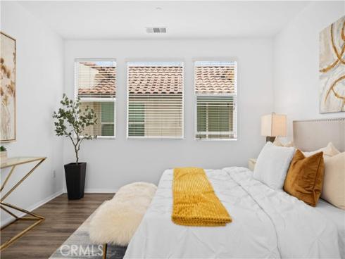 145 Mongoose , Irvine, CA