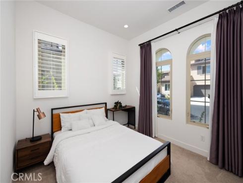 138 Jayhawk , Irvine, CA