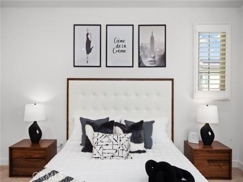 138 Jayhawk , Irvine, CA