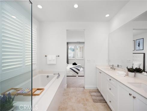 138 Jayhawk , Irvine, CA