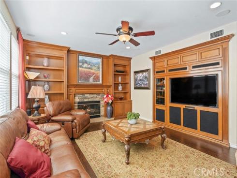 28  Malibu  , Irvine, CA