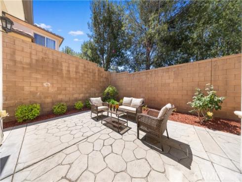 116 Desert Bloom , Irvine, CA