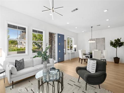 113 Bosal , Irvine, CA