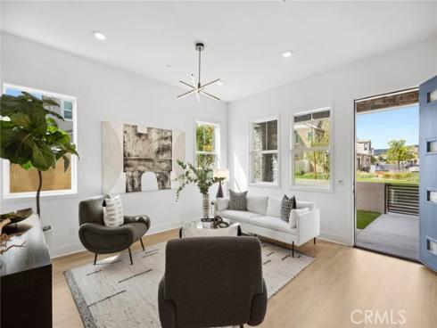 113 Bosal , Irvine, CA