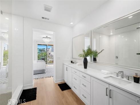 113 Bosal , Irvine, CA