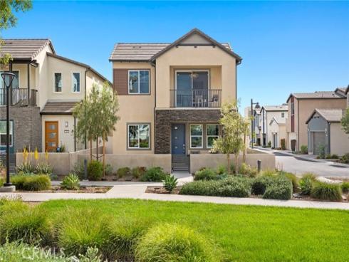 113 Bosal , Irvine, CA