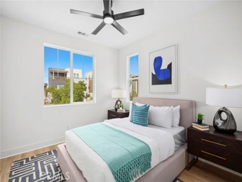 113 Bosal , Irvine, CA