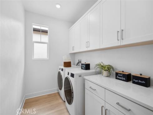 113 Bosal , Irvine, CA